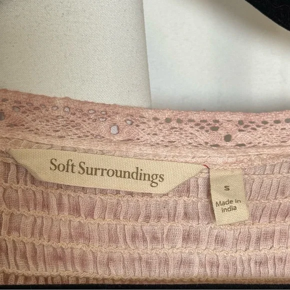 Soft Surroundings Smocked Lace Hem Peasant Blouse Pink Cotton Top Small - Picture 2 of 12
